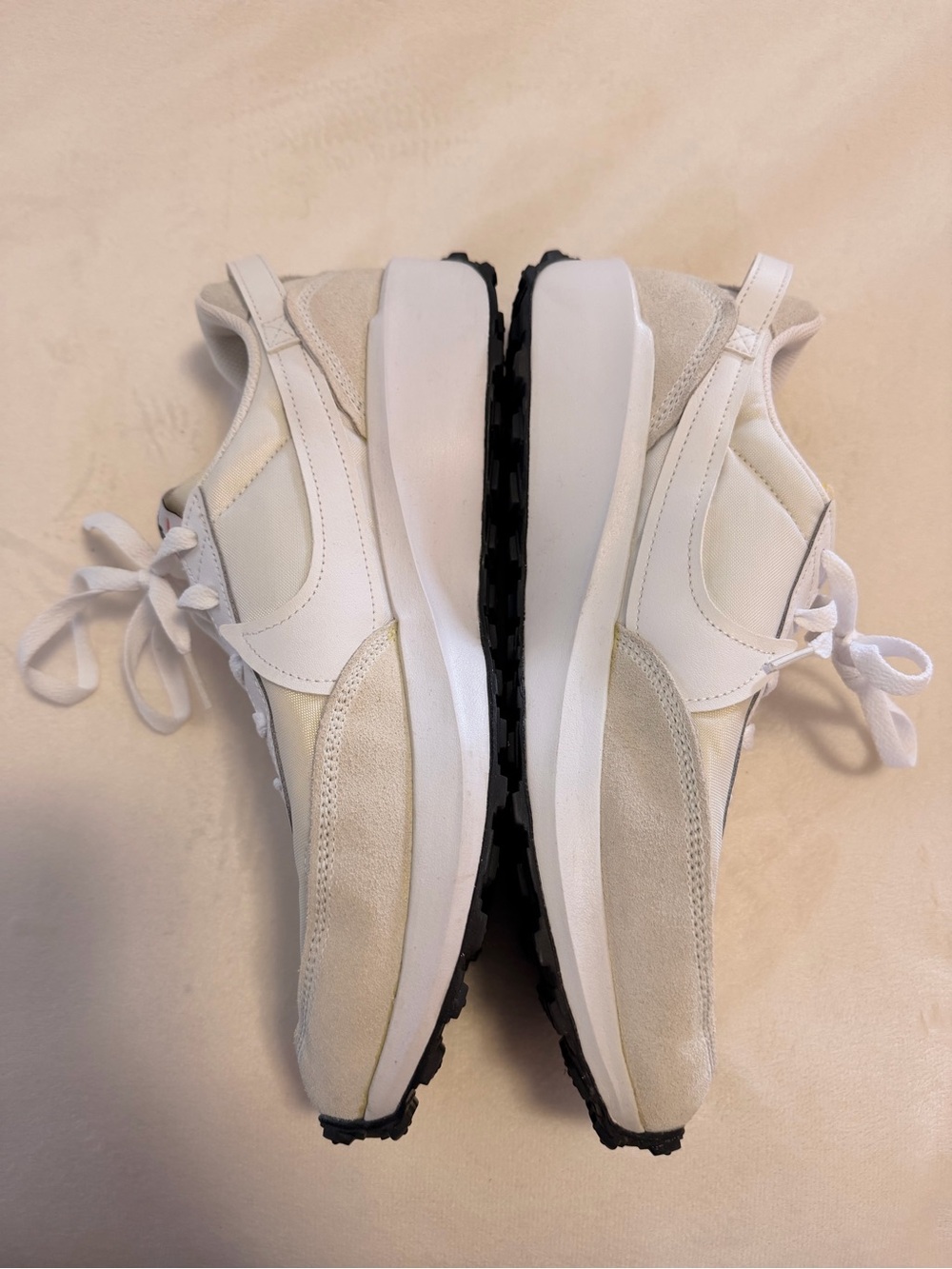 Nike Men’s White and Taupe Sneakers - Picture 7 of 9